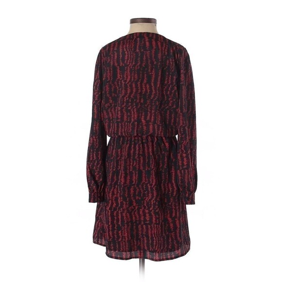 CC Pleated A-Line Fit Flare Red Maroon Long Sleeve V-Neck Dress Size XS - Picture 3 of 3